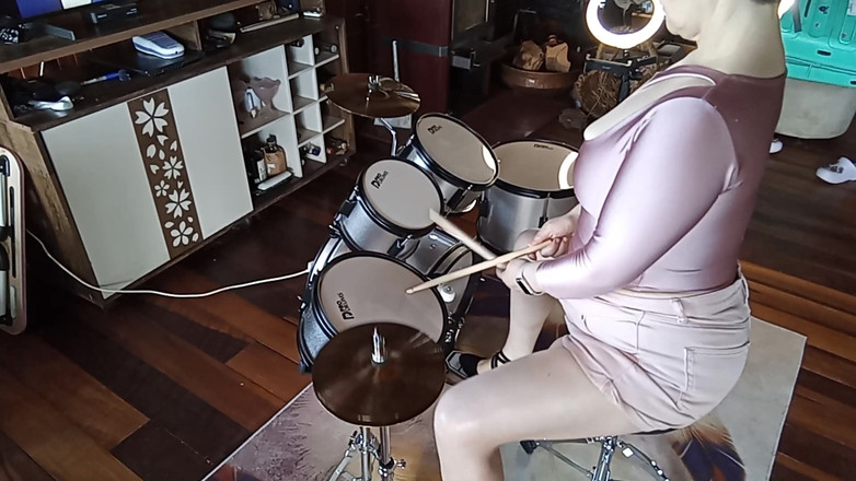 Mois Fantasys: Pratica sul set di tamburi