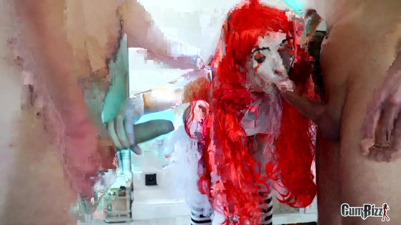Cumbizz: Palhaço de halloween só é bom para uma coisa engolir grandes...