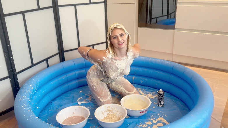 Projectwam: Intro van Projectwam met Georgia Brown