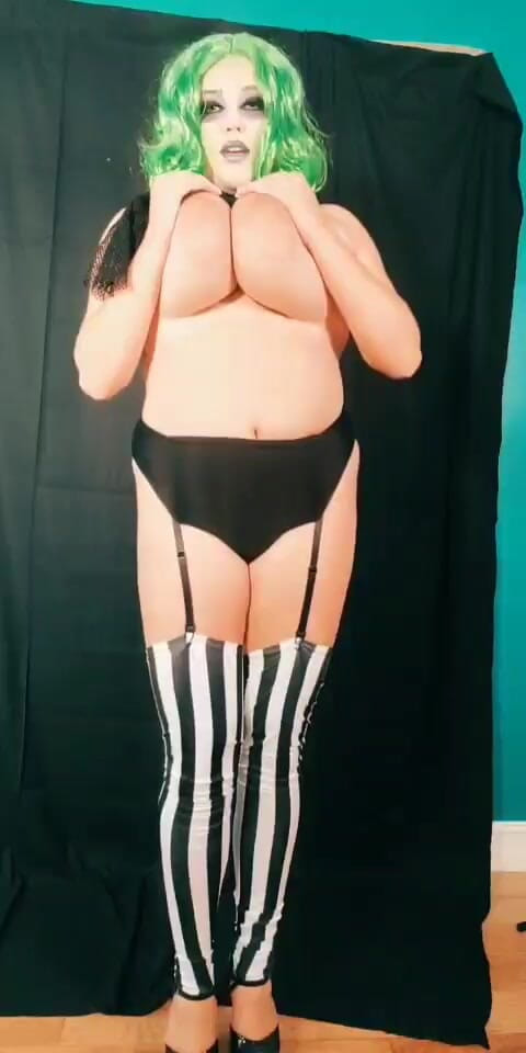 Annabelle Rogers: Tôi muốn nước ép của bạn