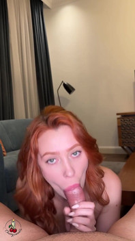 Pov styl kouření! Kouří mě, dokud jí nevybuchnu do pusy! Obrovská nálož