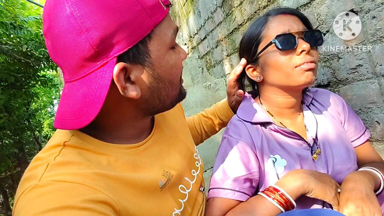 Premi pooja: Neznámý muž, a sexy Bhabhi venku, venku se baví