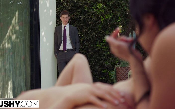 Tushy: TUSHY - Mia Malkova și Vicki Chase se lărgesc împreună pentru prima dată!