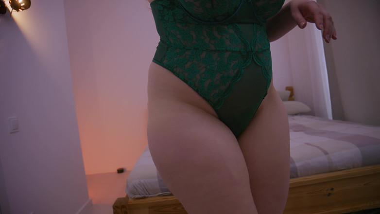 Mrs Wetslavs: Le parolacce di una moglie anziana. Marito è tornata. Sesso!