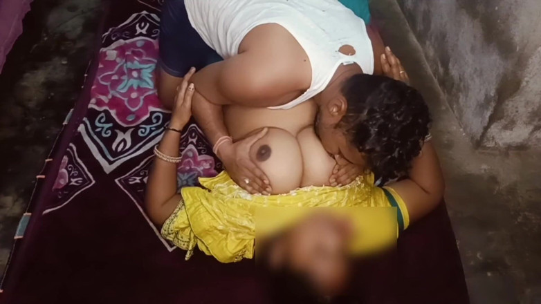 Yourgeeta8899: สาวสเต็ปอินเดียนชาวหริยาณาถูกพี่ชายต่างมารดาเย็ดโหด