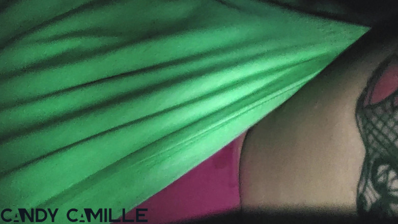 Candy Camille: Nghịch ngợm tại Uber