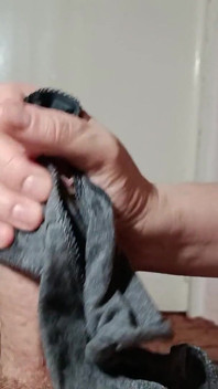 Masturbandoti Il Cazzo Con Le Mutandine Di Una MILF Coreana