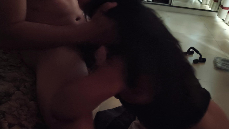 Moo DBOXXX: Nogmaals met mijn schoonmoeder! Ze is een teef, mijn schoonmoeder...