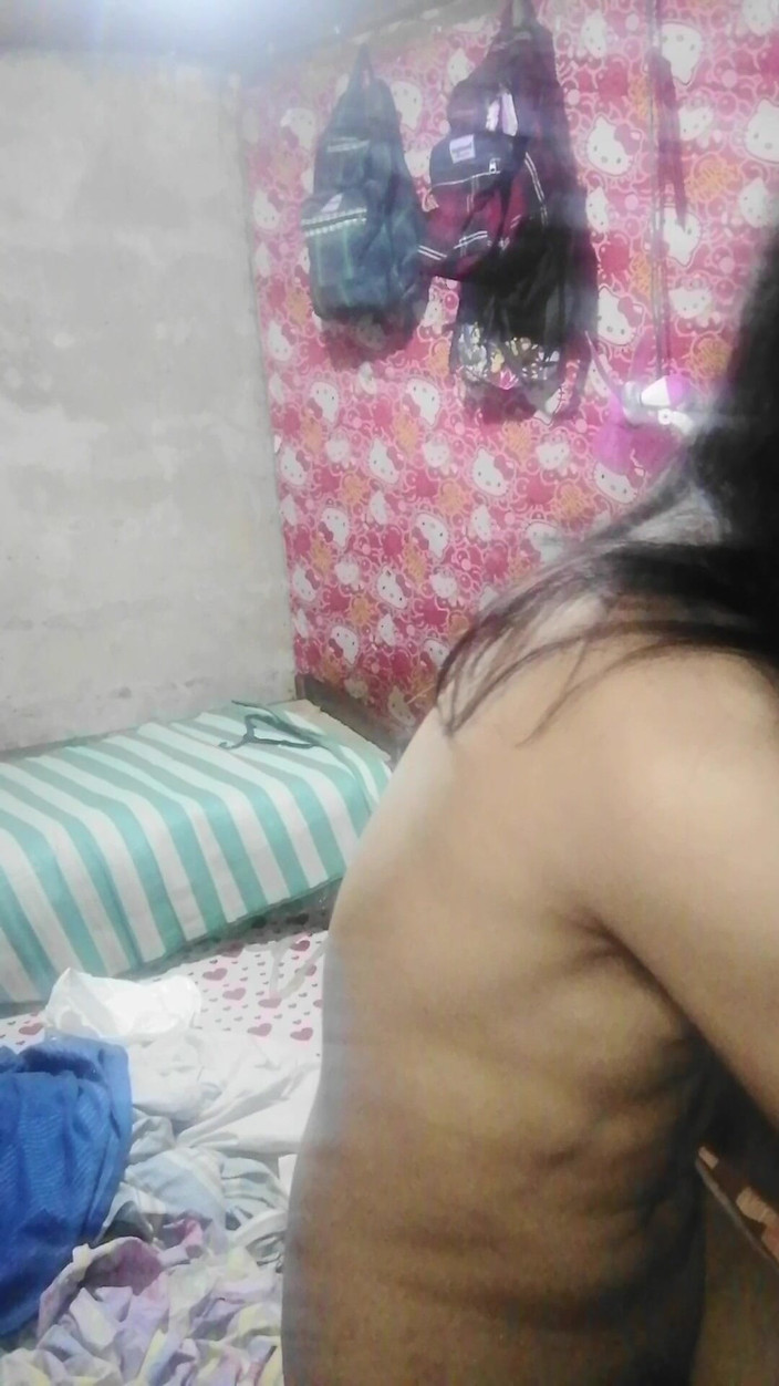 Reynaldo6: Reyna'nın babasının sert sikişini sikmesi gerekiyor