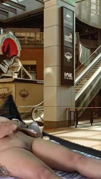 Sesso nel centro commerciale con Garabas e Olpr