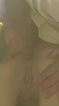 Un cul parfait à baiser sur un bateau