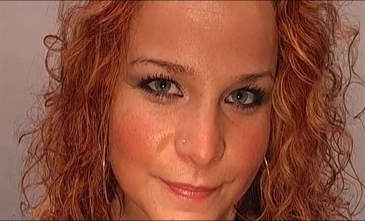 GANGBANG and BIG BOOBS: Ruda dziwka Rams 30 cm Dildo w cipce