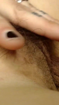 Rakaman dekat melampau bibir pepek besar menjilat orgasme lesbian