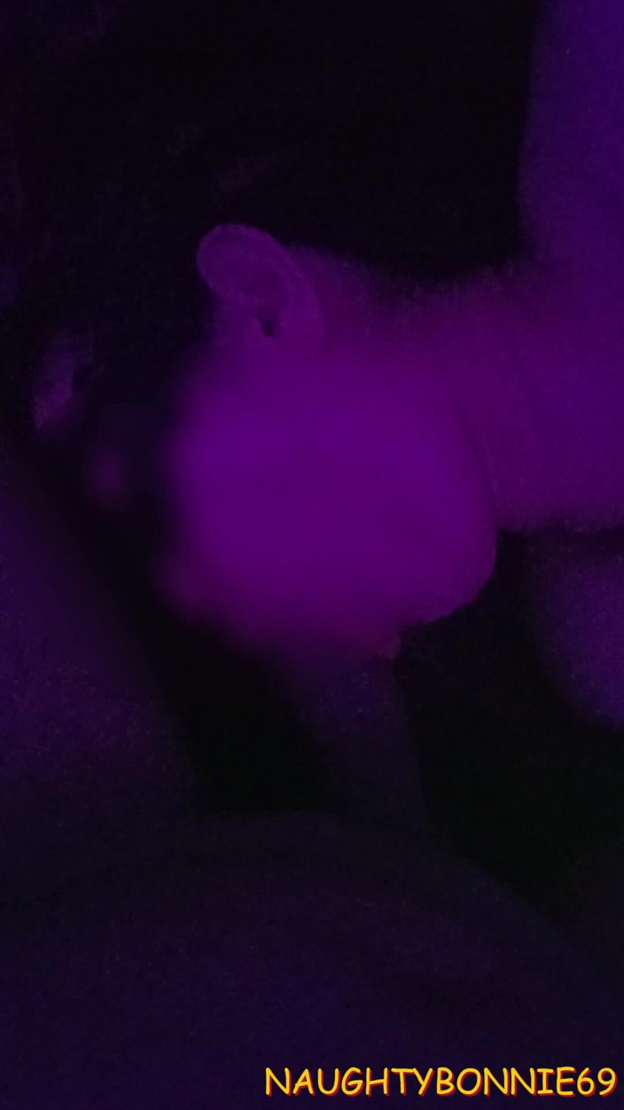 naughty bonnie: Meine tante ist eine hure, sie gibt mir einen blowjob