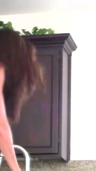 Svůdná sexy milfka Sofie Marie pózuje nahá pro focení