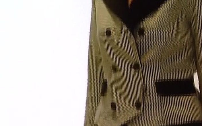 German Amateur Videos: Cewek amatir jerman lagi asik muasin memeknya pakai mainan seks