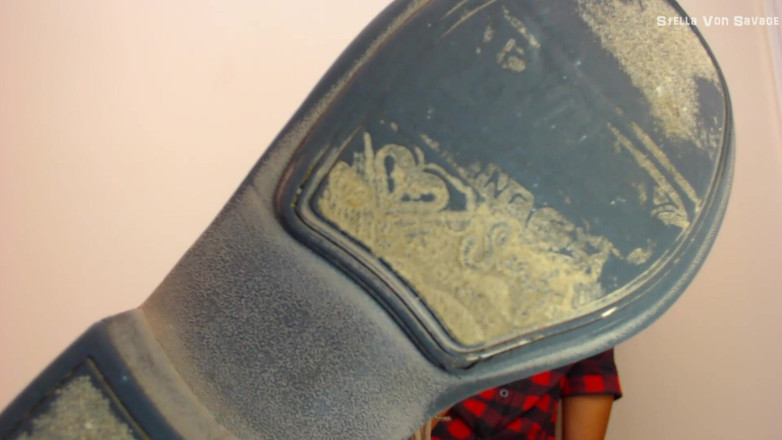 Stella Von Savage: Leccata di stivali sporchi - luddy lumberjack