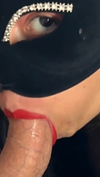 Ein reicher und köstlicher blowjob