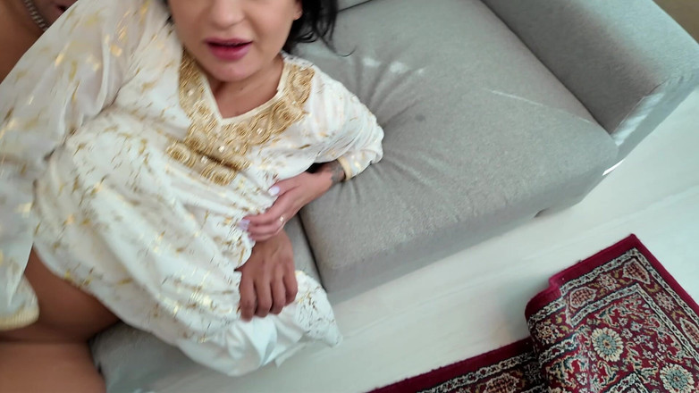 Qombol: Arab Wife Fucked Hard by BBC