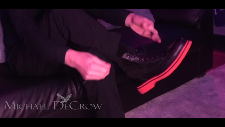 Studio DeCrow: Nové boty