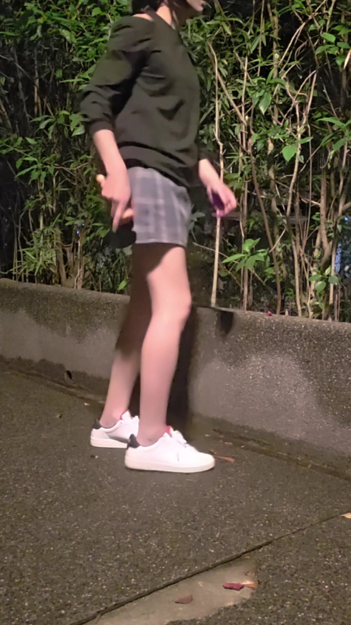 Taiwancdgirl: Pseudo-dziewczyna Tingxuan wyszła na zewnątrz w zamku czystości i użyła...