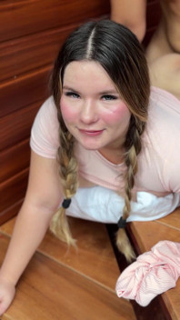 Horny Stepsister Wears Short Pajamas to Make Insinuations and Let Herself Be Fucked Hard Until I Cum on Her Ass