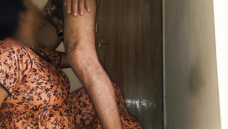 Hot Indian Milf 2: Горячую деревенскую мачеху трахает тугую киску пасынок.