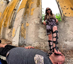 Mistressyammyboots: Gladiatrix de Submissão