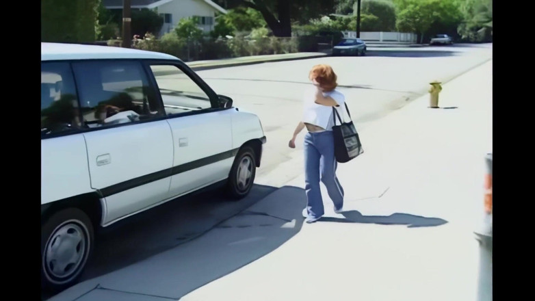 Pornobello: Roxanne Wants to Feel a Big Cock Inside Her Young...