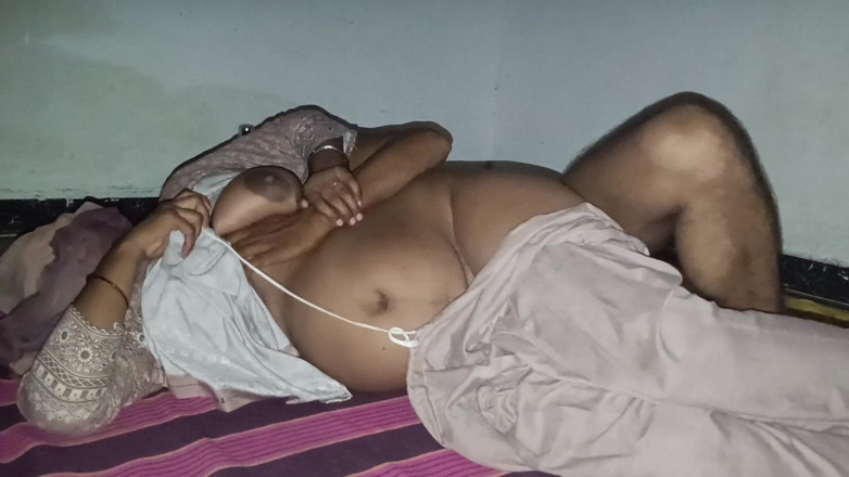 Bhabhi UP: Hintli kadın