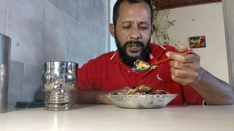 Stink HairyMale: Thời gian ăn trưa
