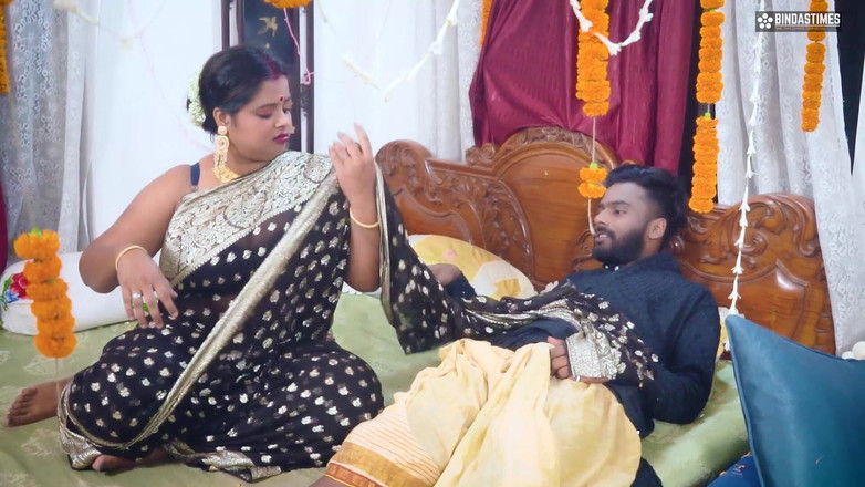 Cine Flix Media: Biggest Indian Boobs Horny Bhabhi Fucked by All Boys at...