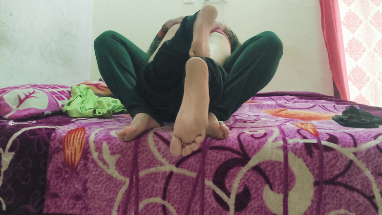 BadMash_Bhabhi: エッチな父親も朝彼女を去りました