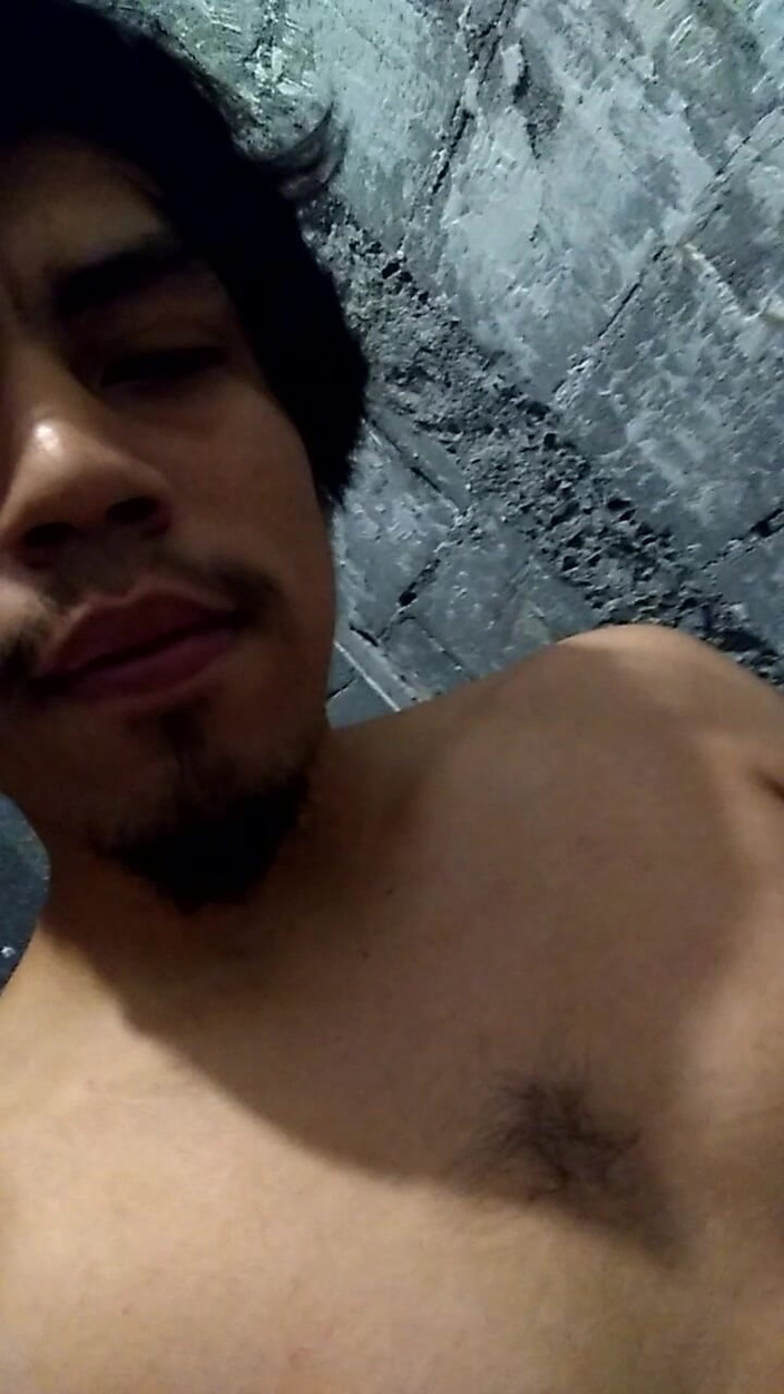 AlexAlejandro13: Den här söta pojken visar dig vad det är bra att...