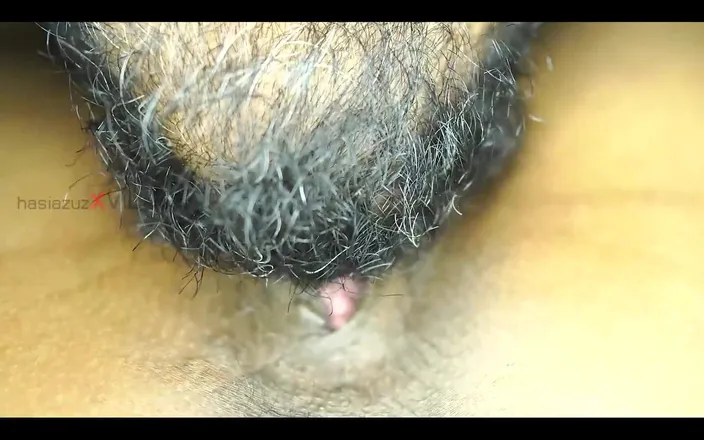 Desibdsm: Desi Couple Close up Pussy Licking