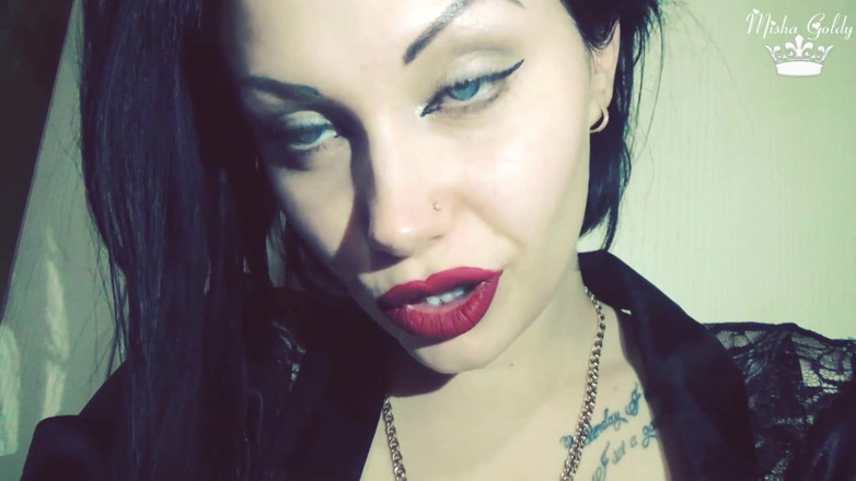 Goddess Misha Goldy: Perfect natural lips