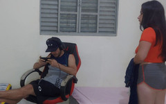 Kasallpimenta: Nevlastní sestra se převléká poblíž svého nevlastního bratra a nakonec...