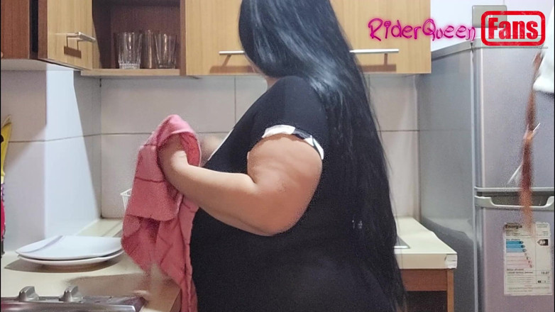 Riderqueen: Videos for Fans; Riderqueen Fantasies with the Stepmother