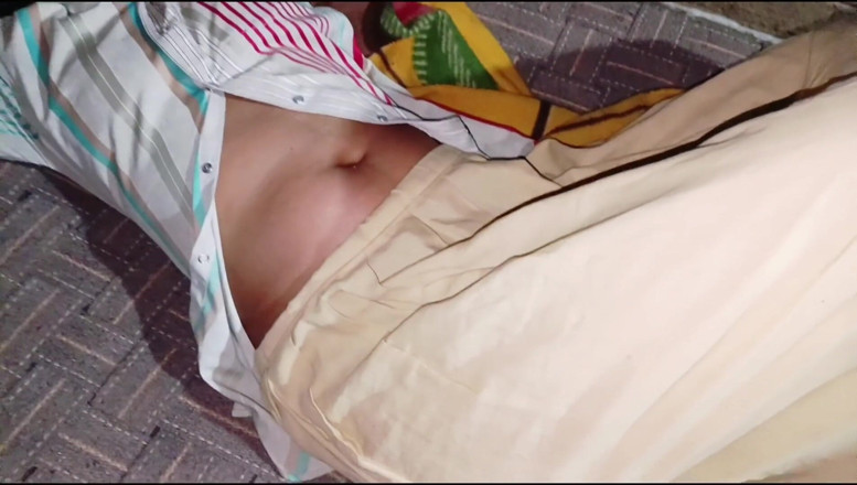 Indian sex2: Sexe avec ma demi-sœur indienne toute la nuit