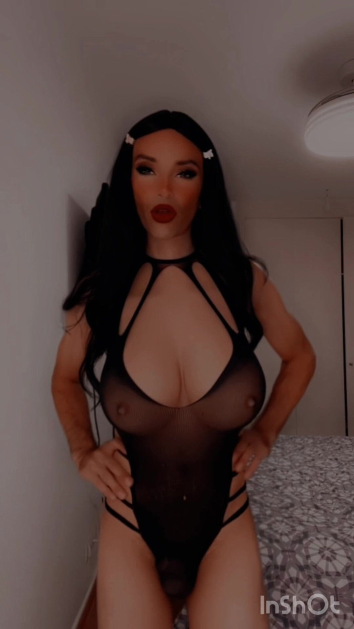 Sissy Slut Brianna: Tôi có thấy mình là một thiên thần ở đây không... Hay...