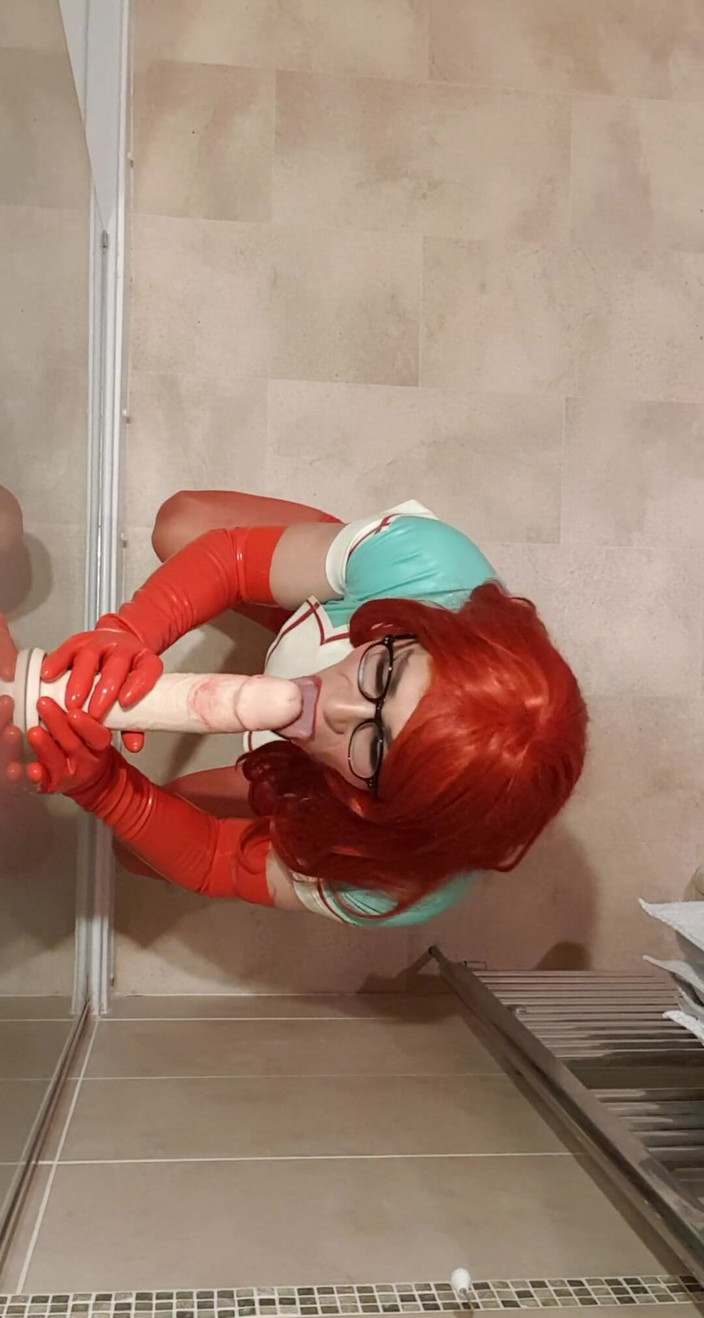 JessicaXD: 让我看看我能否为你更好地摩擦它