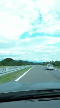 10h Road Trip cu Julia North