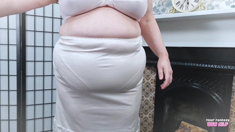 BBW_Wife: น้า Janes ยกทรงและกางเกงใน