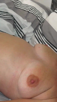 Sonia, prachtige milf, wil een grote pik!