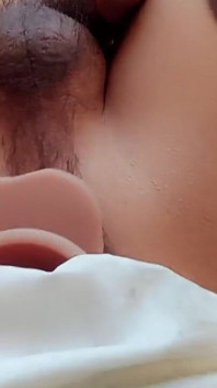 Pequeño consolador en mi ano
