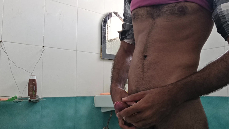 Brijesh 270: Anh trai kế bắn tinh quá sớm vào miệng chị...