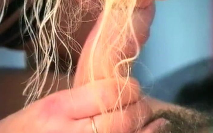 Pissing Experience: Vintage Wet Games Between Horny Partners 4
