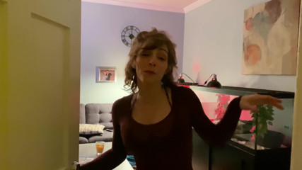 Christina QCCP: 당신의 관계는 한심한 넘어