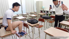 SRJapan: Dreier-klassenzimmer-sex