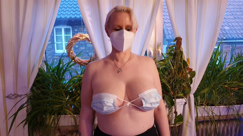 UserBitch1: Povinnost nošení roušek skončila